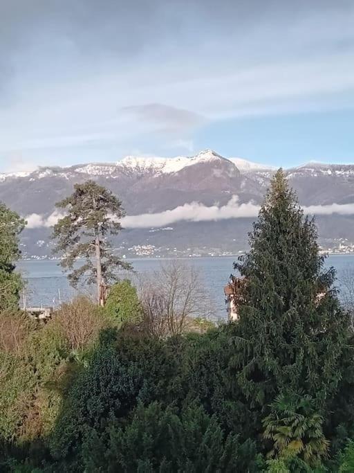 Studio With Lake And Montains Views Free Parking Luino Exterior photo